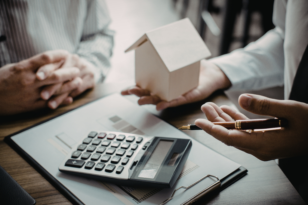 Vad kostar en mäklare i Stockholm? Komplett guide om arvoden och provisioner